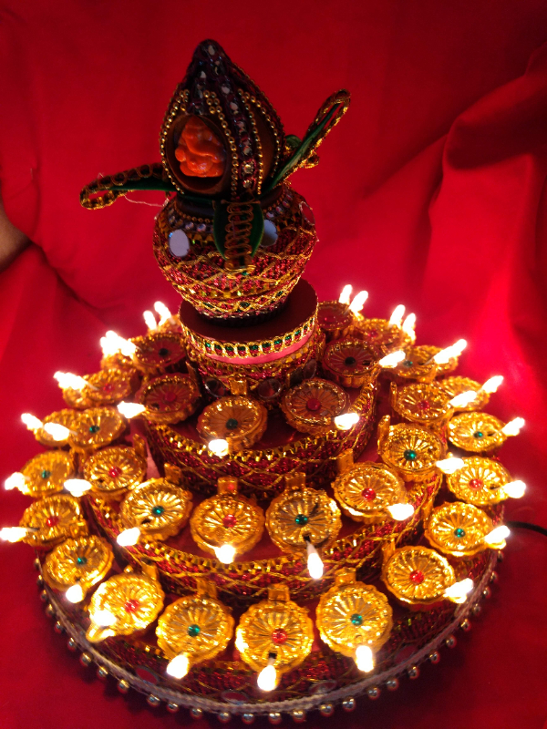 Diwali_Special_46_LED_Revolving_Kalash_Diya_for_Mandir_Home_Decoration