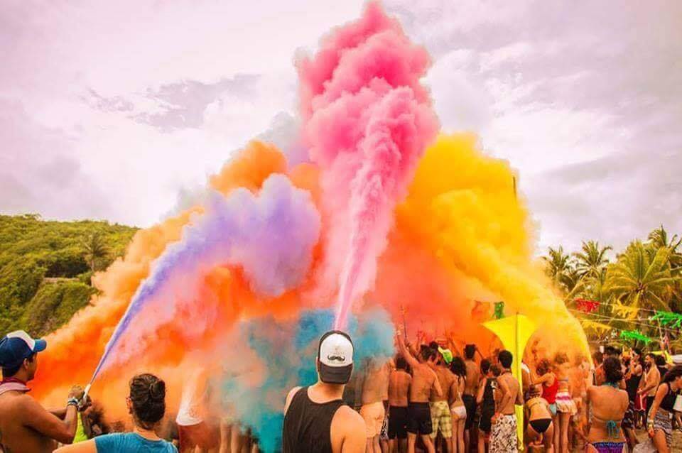 Klip2Deal_Holi_Gulal_Hyderabad_Klip2Deal_Herbal_Color_Spray_Klip2Deal_Holi_Color_Blaster
