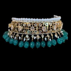 green_stone_traditional_necklace_royal_indian_bridal_jewelry_klip2deal