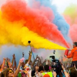 klip2deal_festival_of_colors_india_holi_color_extinguisher_organic_herbal_holi_powder